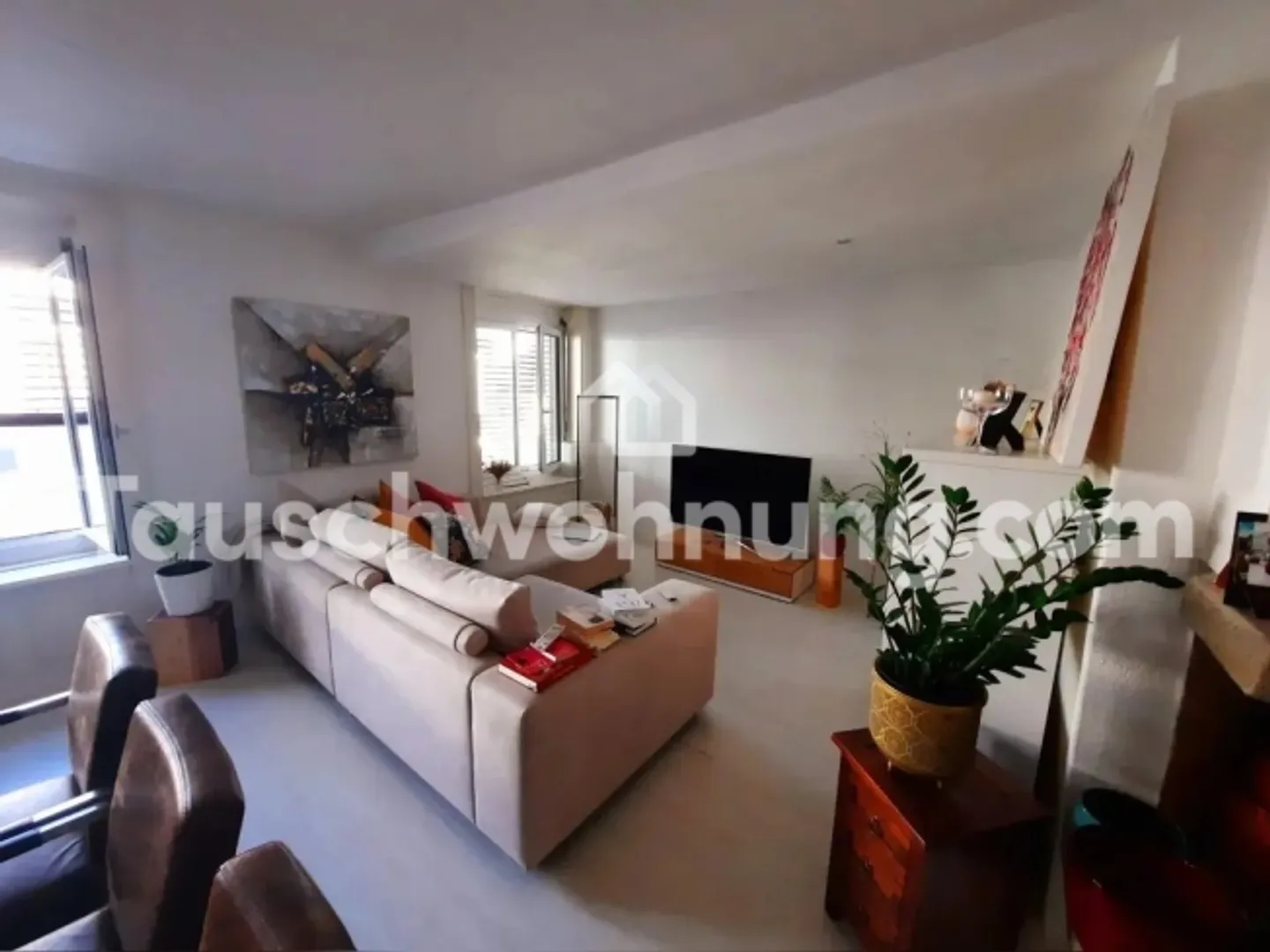 ÉCHANGE D'APPARTEMENT 2.5 pièces dans le quartier animé 4 contre un appartement plus grand - Photo 2 sur 5