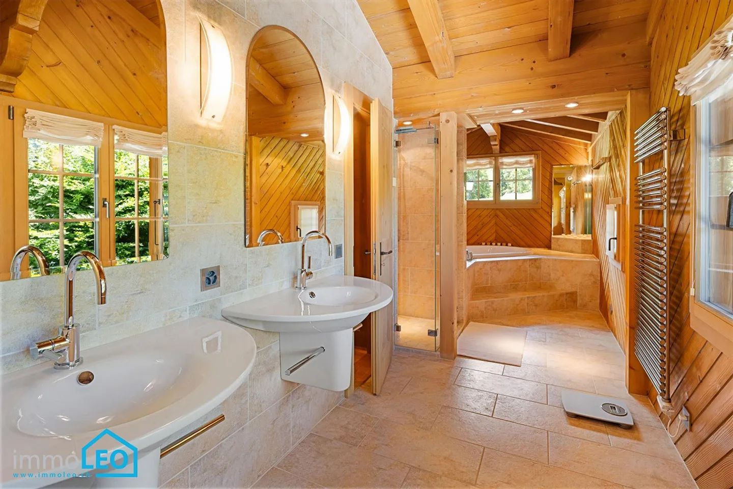 Chalet elegante e lussuoso con vista panoramica magnifica a Lauenen... - Foto 9 di 11