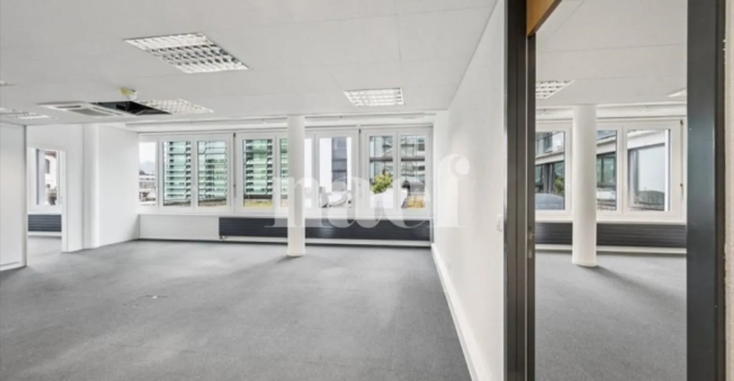 Spazio ufficio in affitto - Foto 7 di 13