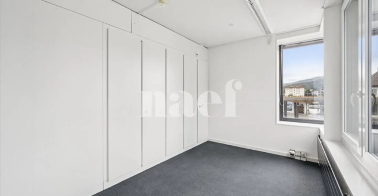 Spazio ufficio in affitto - Foto 8 di 13