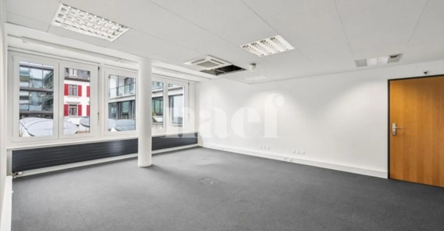 Spazio ufficio in affitto - Foto 10 di 13