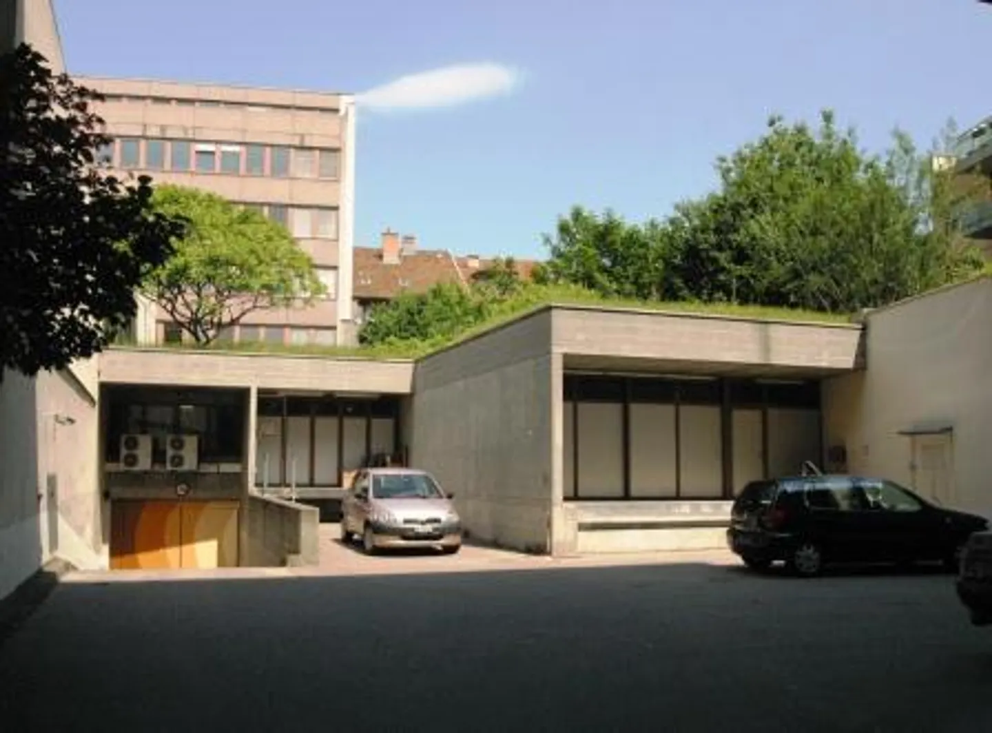 Parking Spaces near Claraplatz - Photo 2 of 2