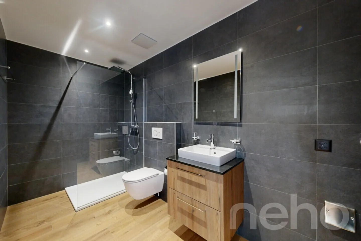 Stunning 3.5-room apartment in Crans-Montana - Photo 10 of 12