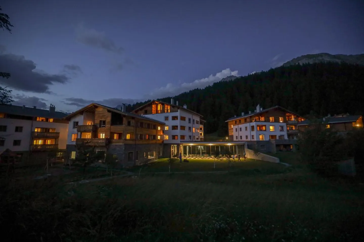 Jetzt kann ein Teil der PRIVÀ Alpine Lodge Lenzerheide Ihnen gehören! - Foto 3 von 7