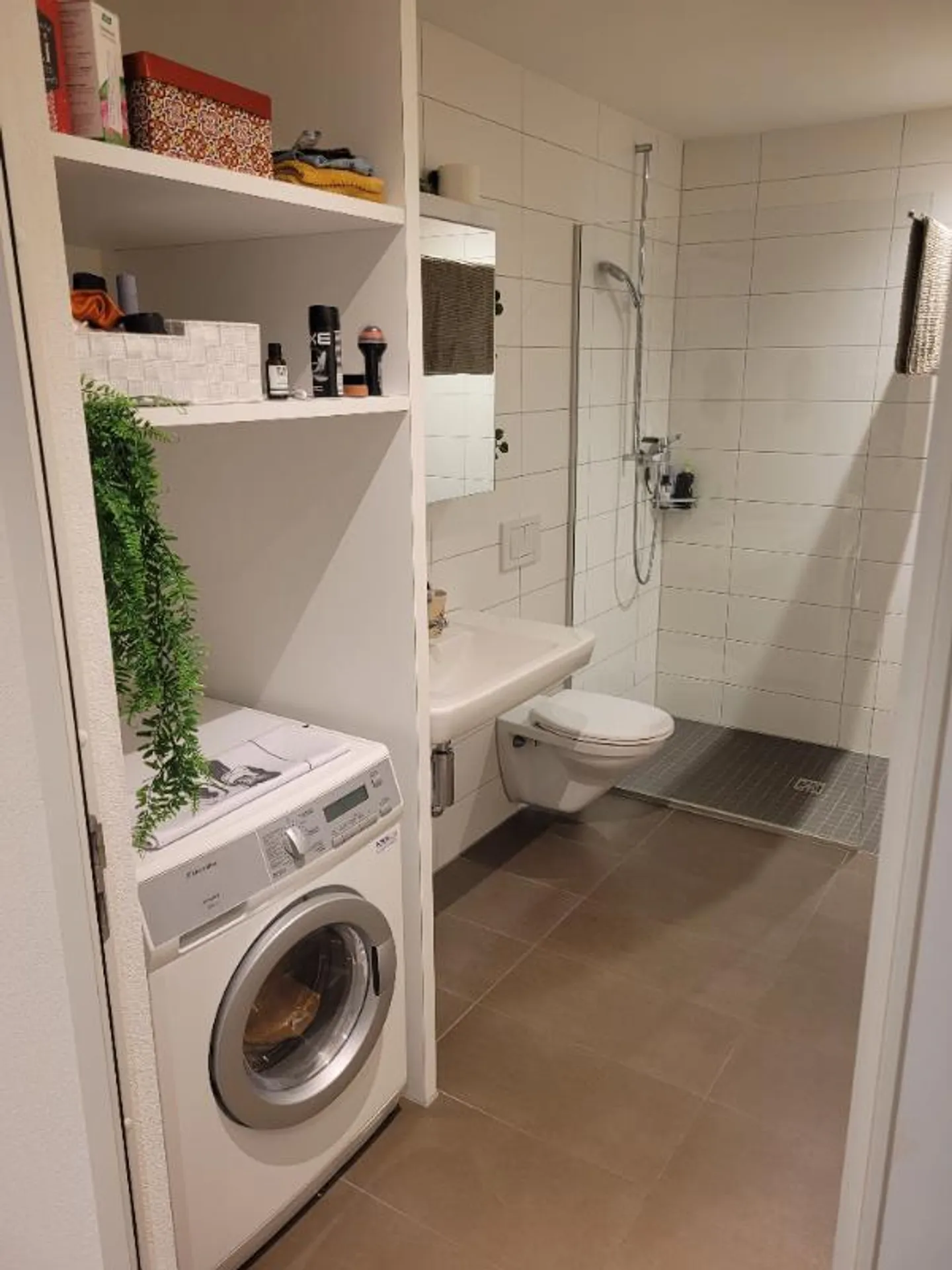 1.5 Room Furnished Apartment - Photo 3 of 5