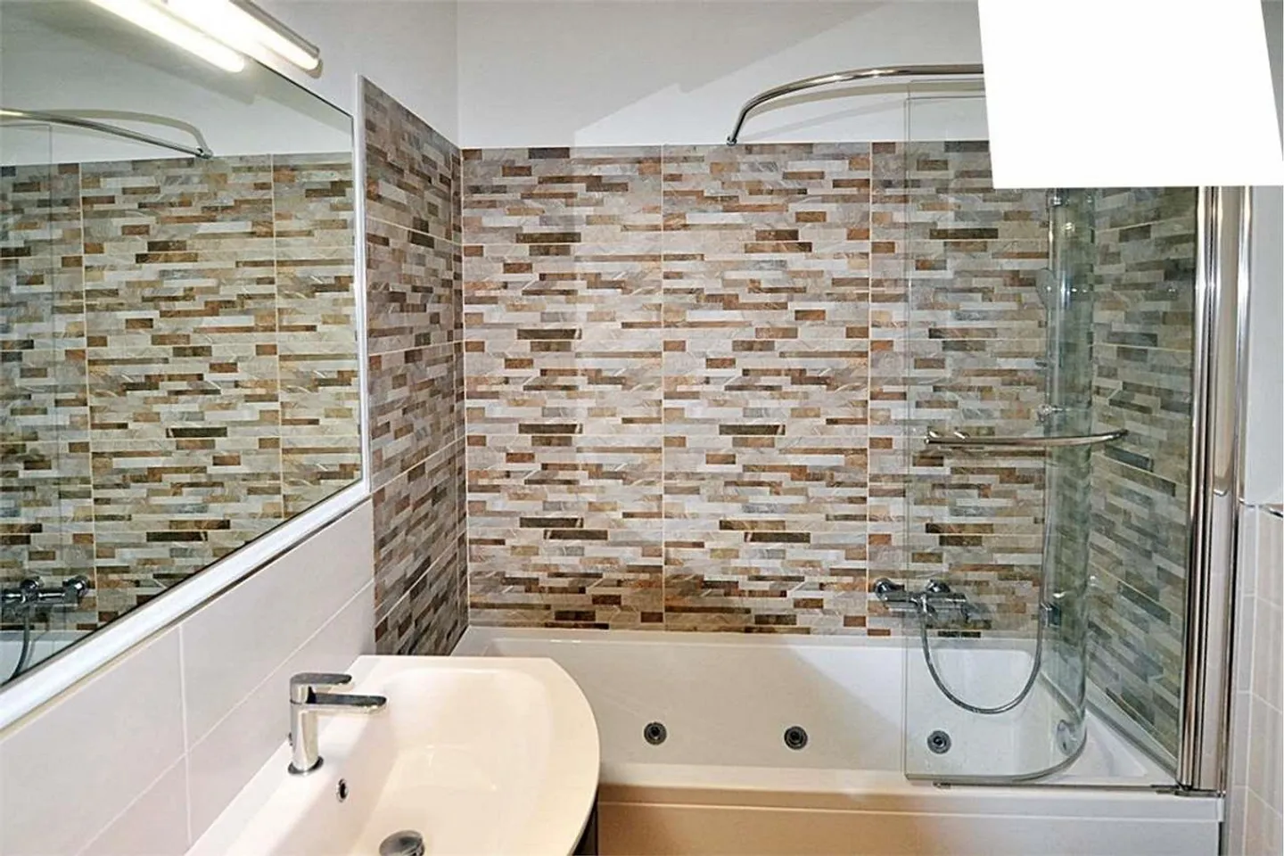 Schönes 3,5-Zimmer-Wohnung mit Seeblick - Foto 5 von 13