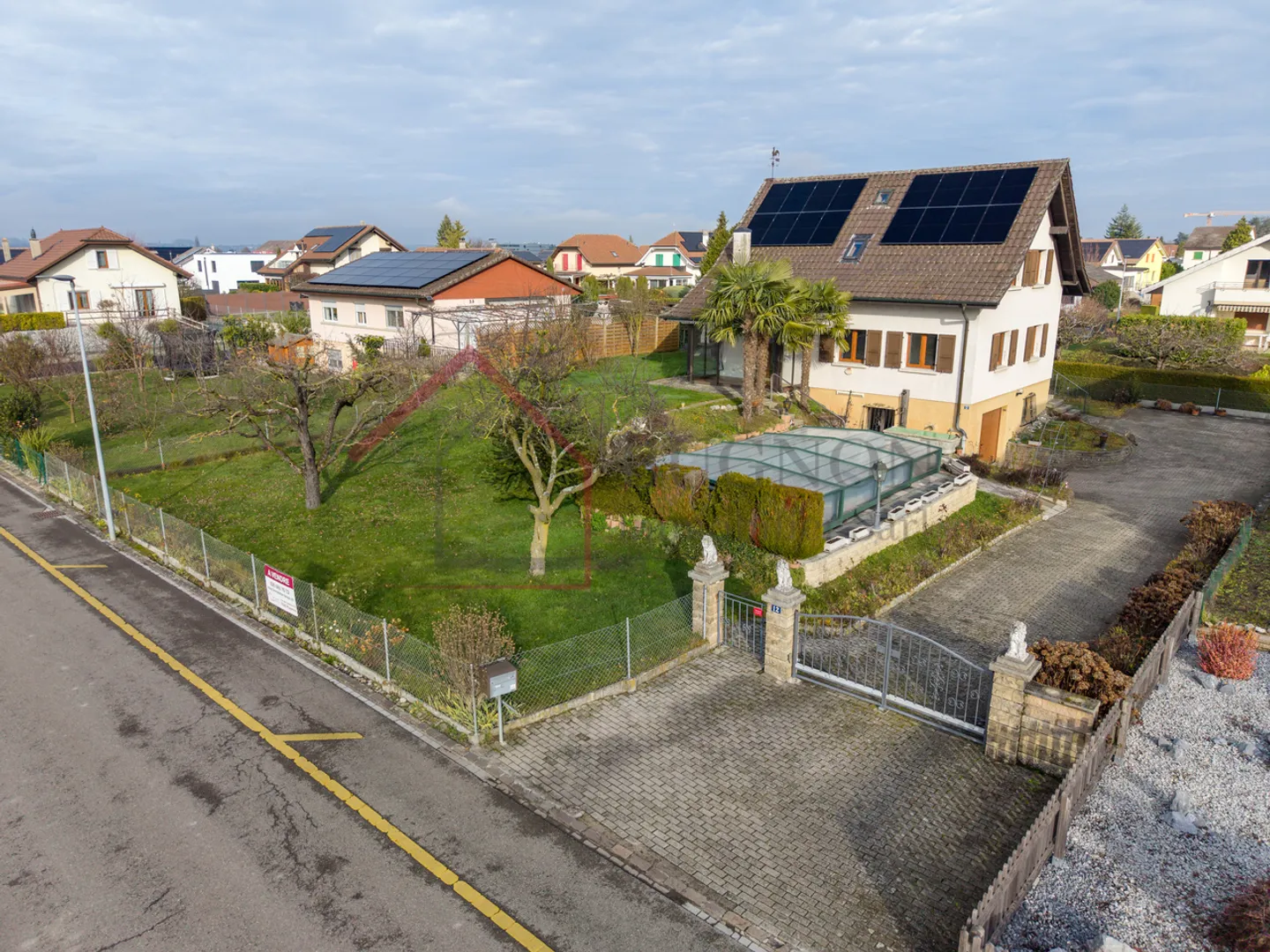 Villa indipendente con 6,5 stanze a Payerne - Foto 2 di 18