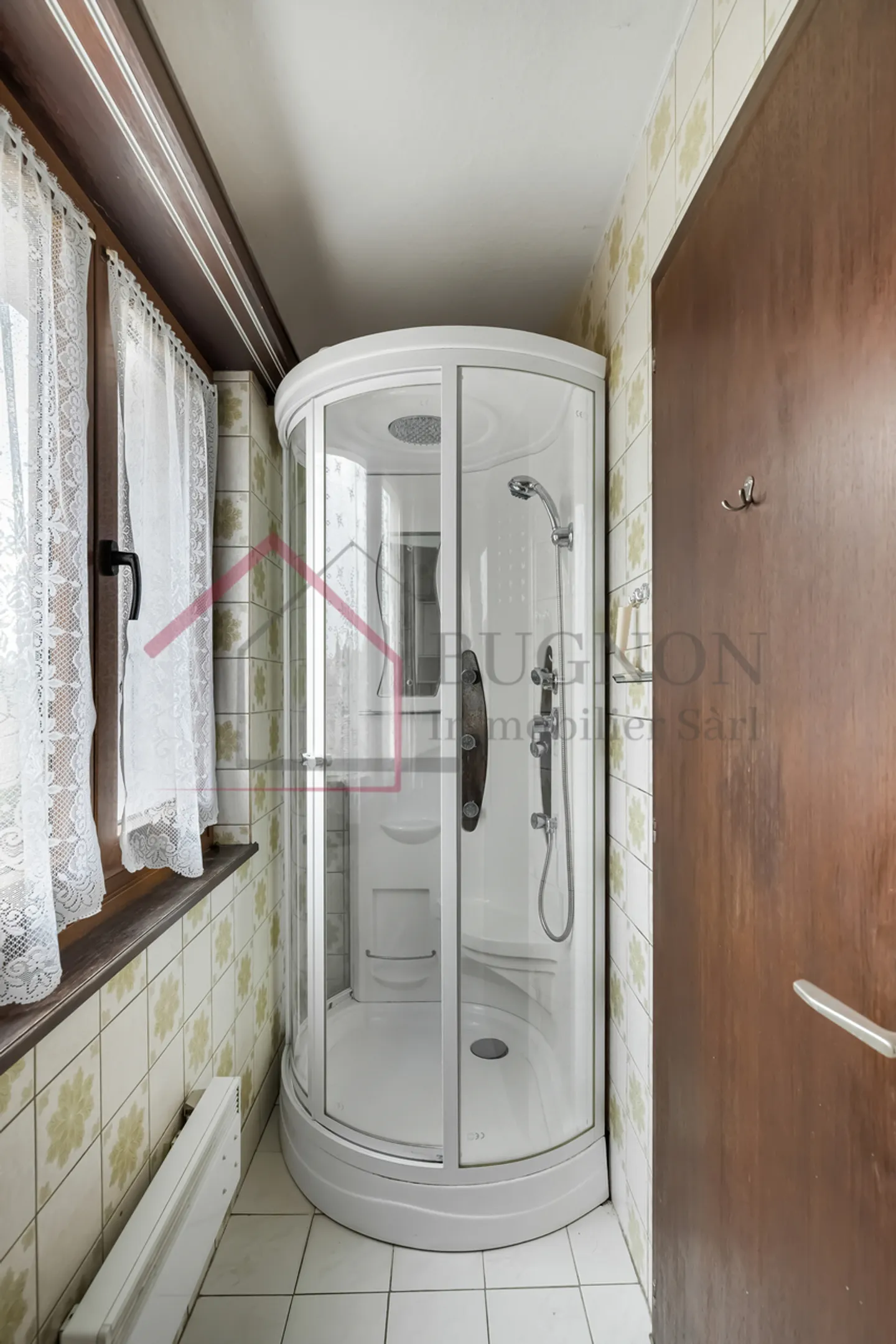 Villa indipendente con 6,5 stanze a Payerne - Foto 7 di 18