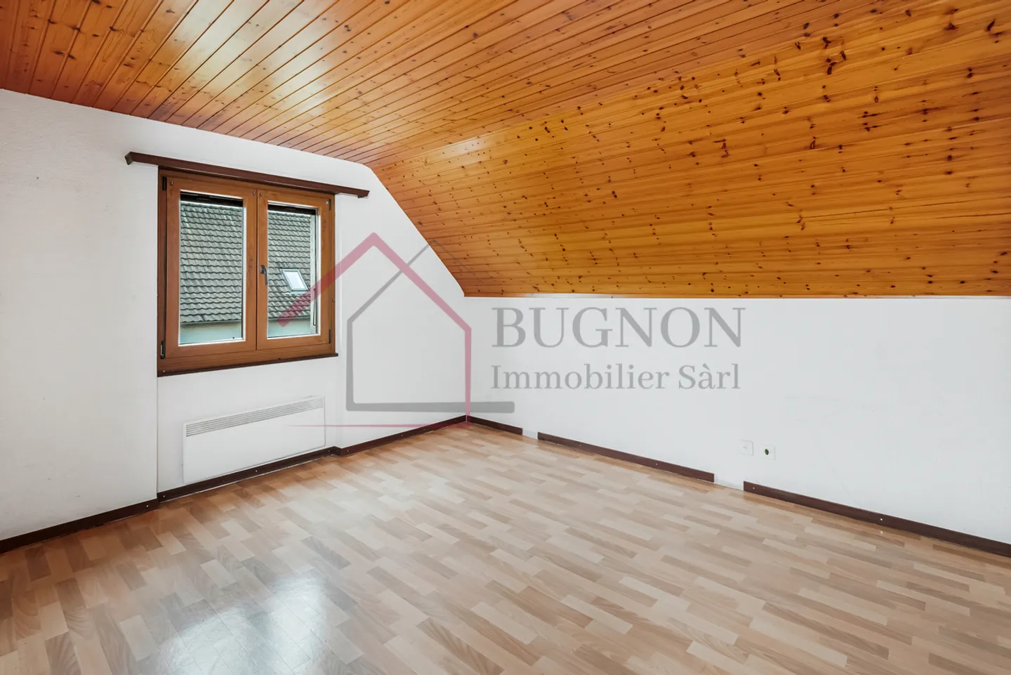 Villa indipendente con 6,5 stanze a Payerne - Foto 9 di 18