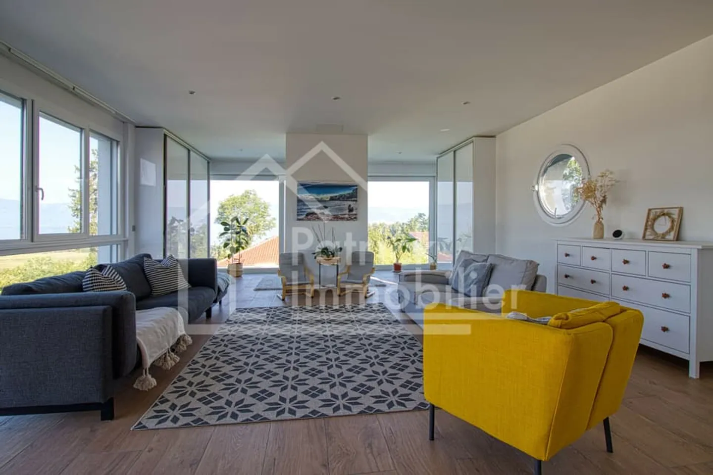 Individuelle Hochwertige Villa Vollständig Renoviert in Portalban - Foto 2 von 13