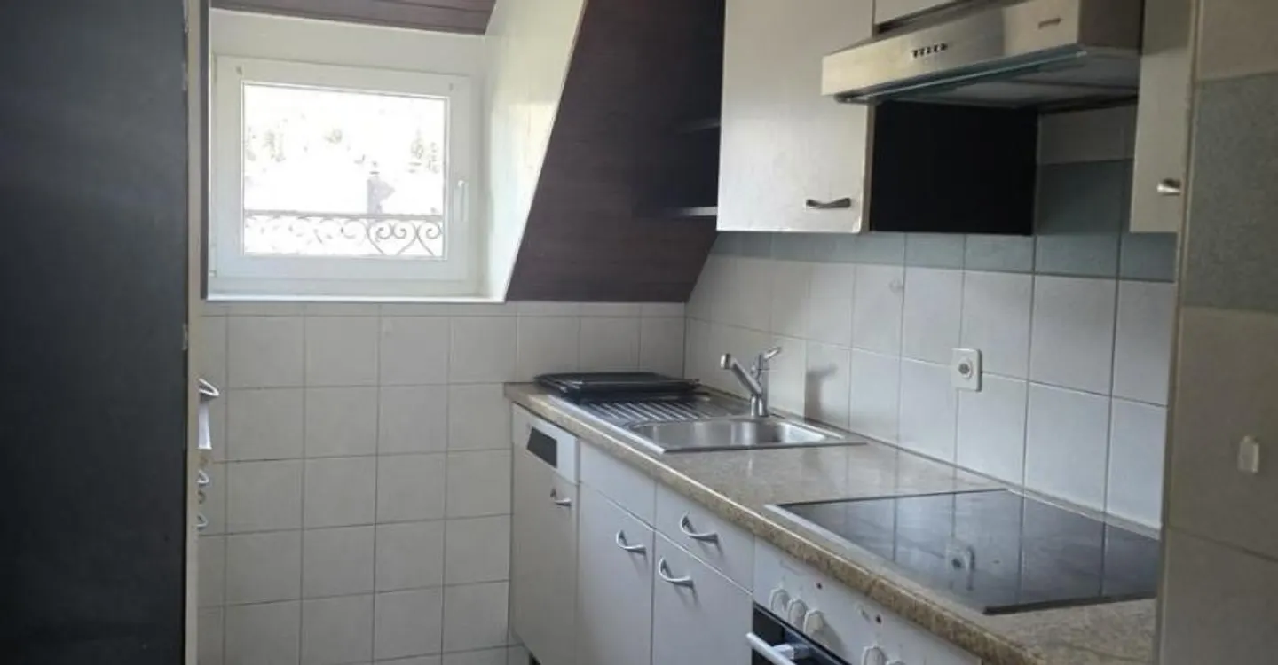 Attique Duplex Charmant en Ville - Photo 1 sur 7