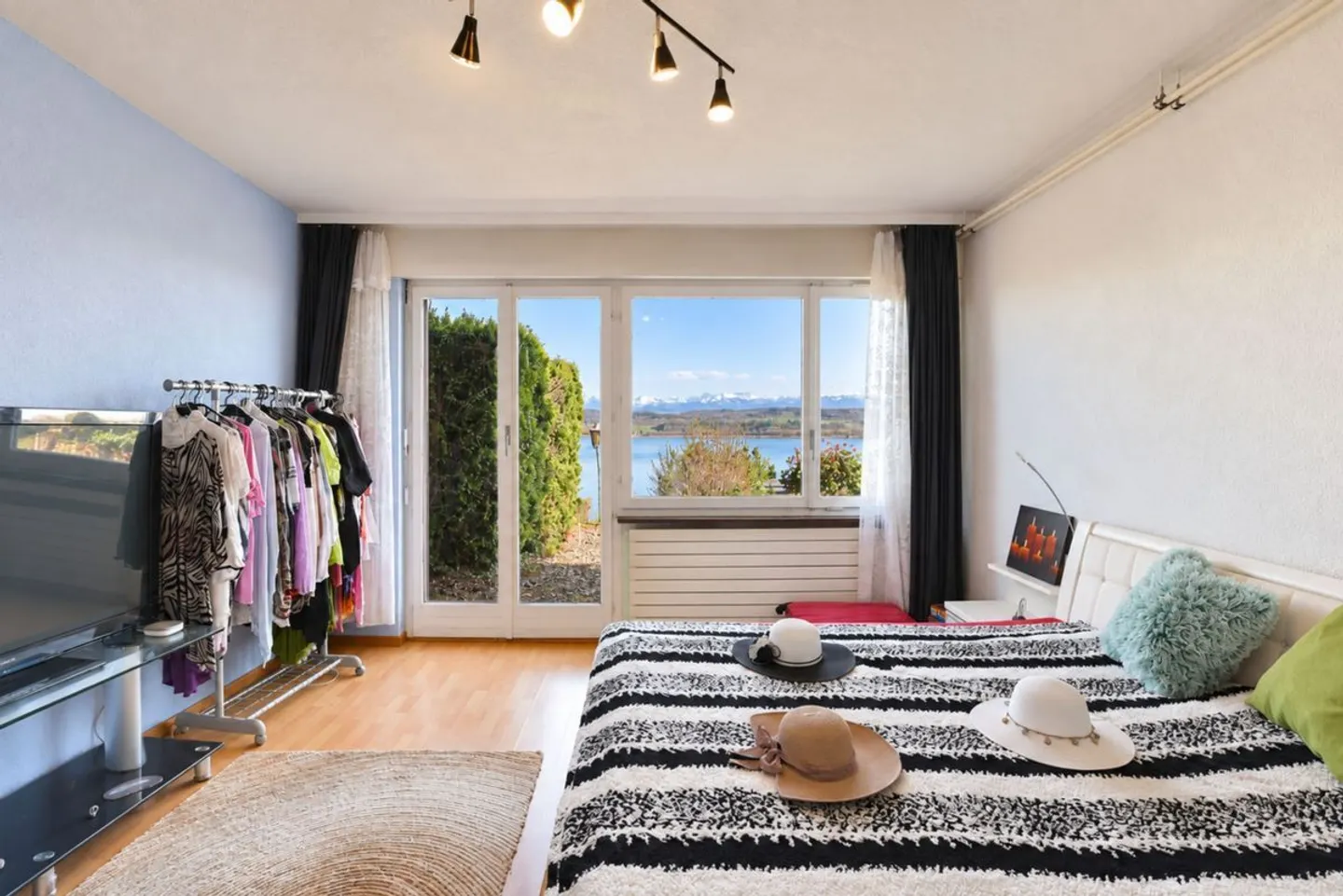 Terraced house in a privileged setting in Vallamand - Photo 12 of 13