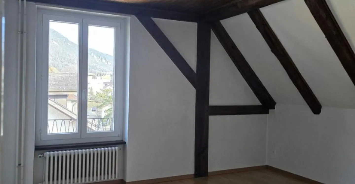 Attique Duplex Charmant en Ville - Photo 5 sur 7