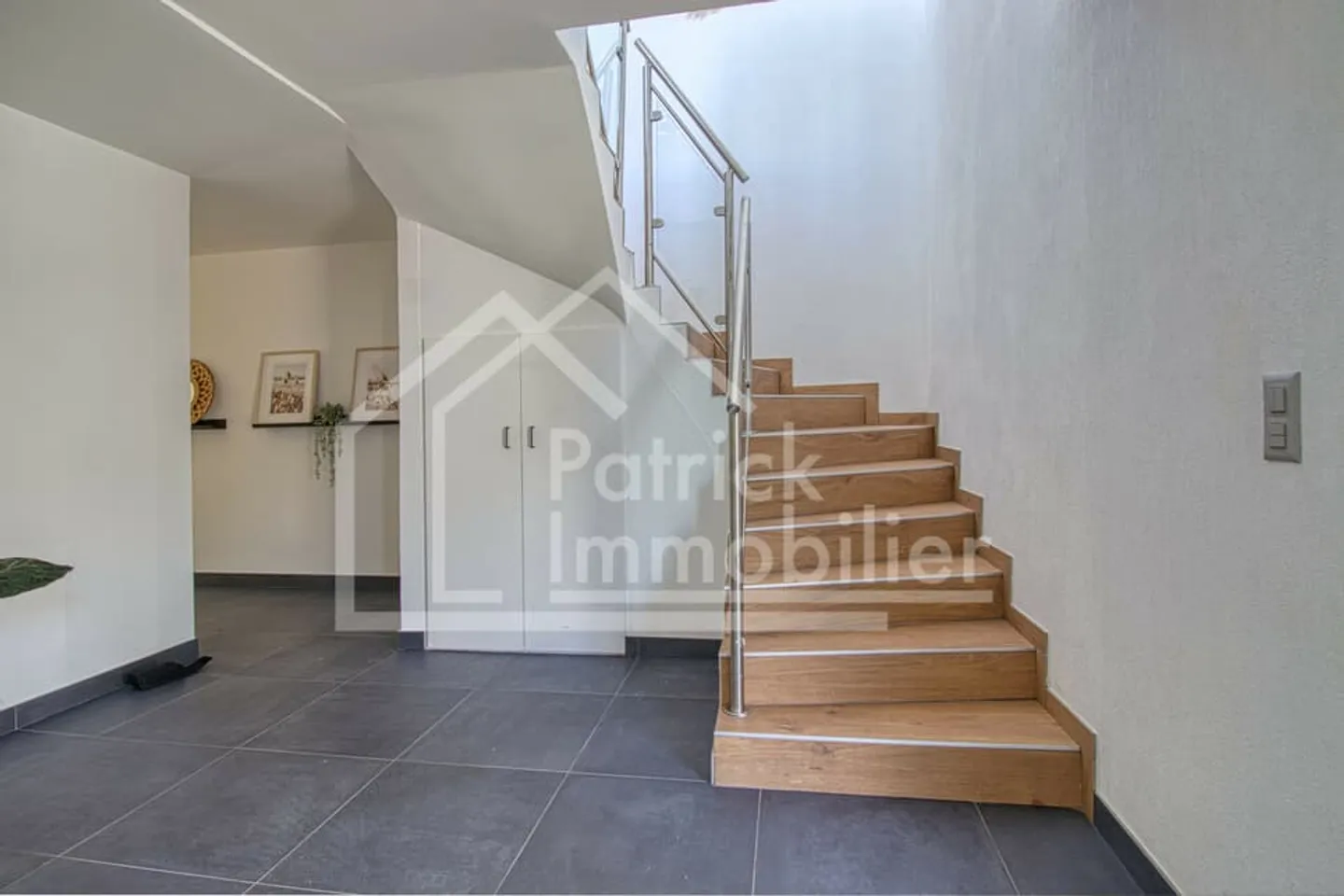 Individuelle Hochwertige Villa Vollständig Renoviert in Portalban - Foto 9 von 13
