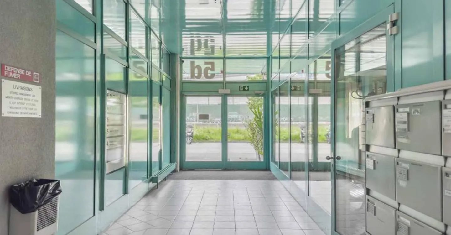 Workshop or office space of 231 m² in Carouge - Photo 6 of 6