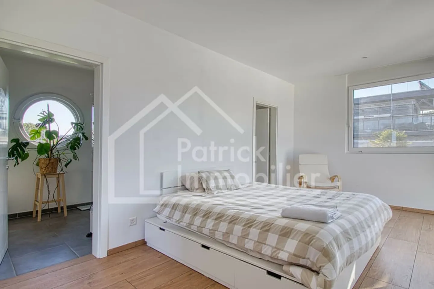 Individuelle Hochwertige Villa Vollständig Renoviert in Portalban - Foto 7 von 13