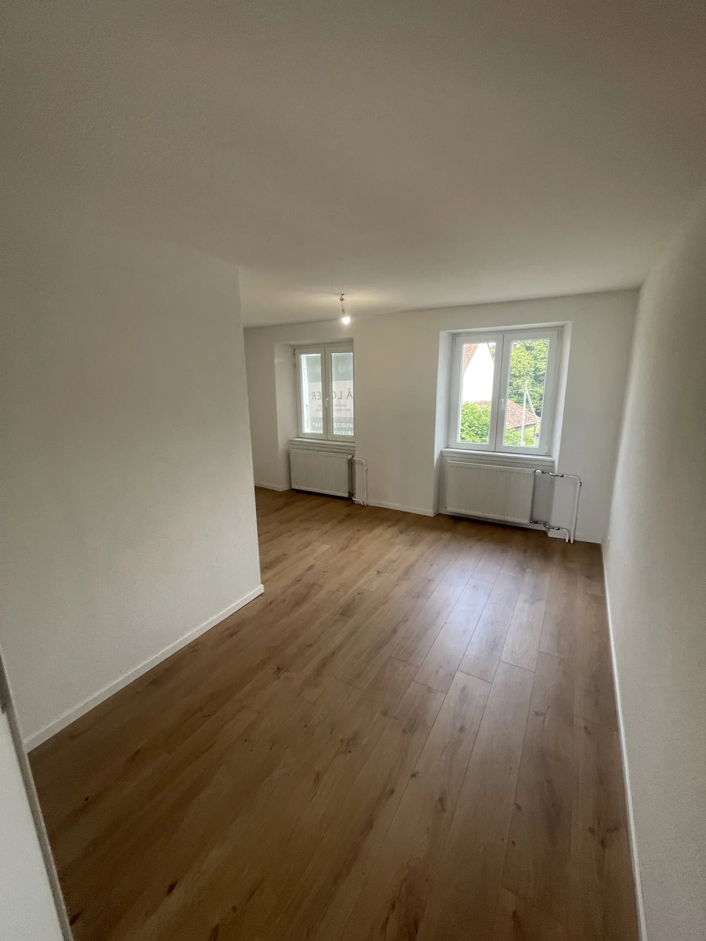 Charming Apartment in Quiet Area - Photo 6 of 13