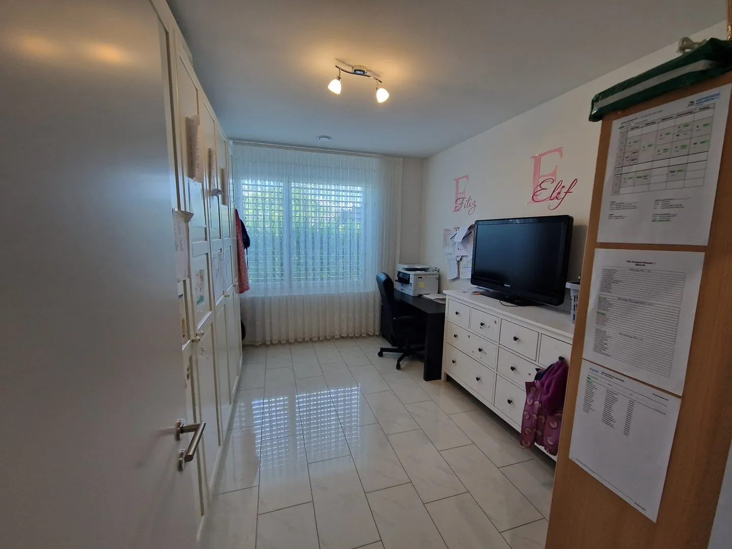 Spacious 4.5 Room Garden Apartment - Photo 9 of 14