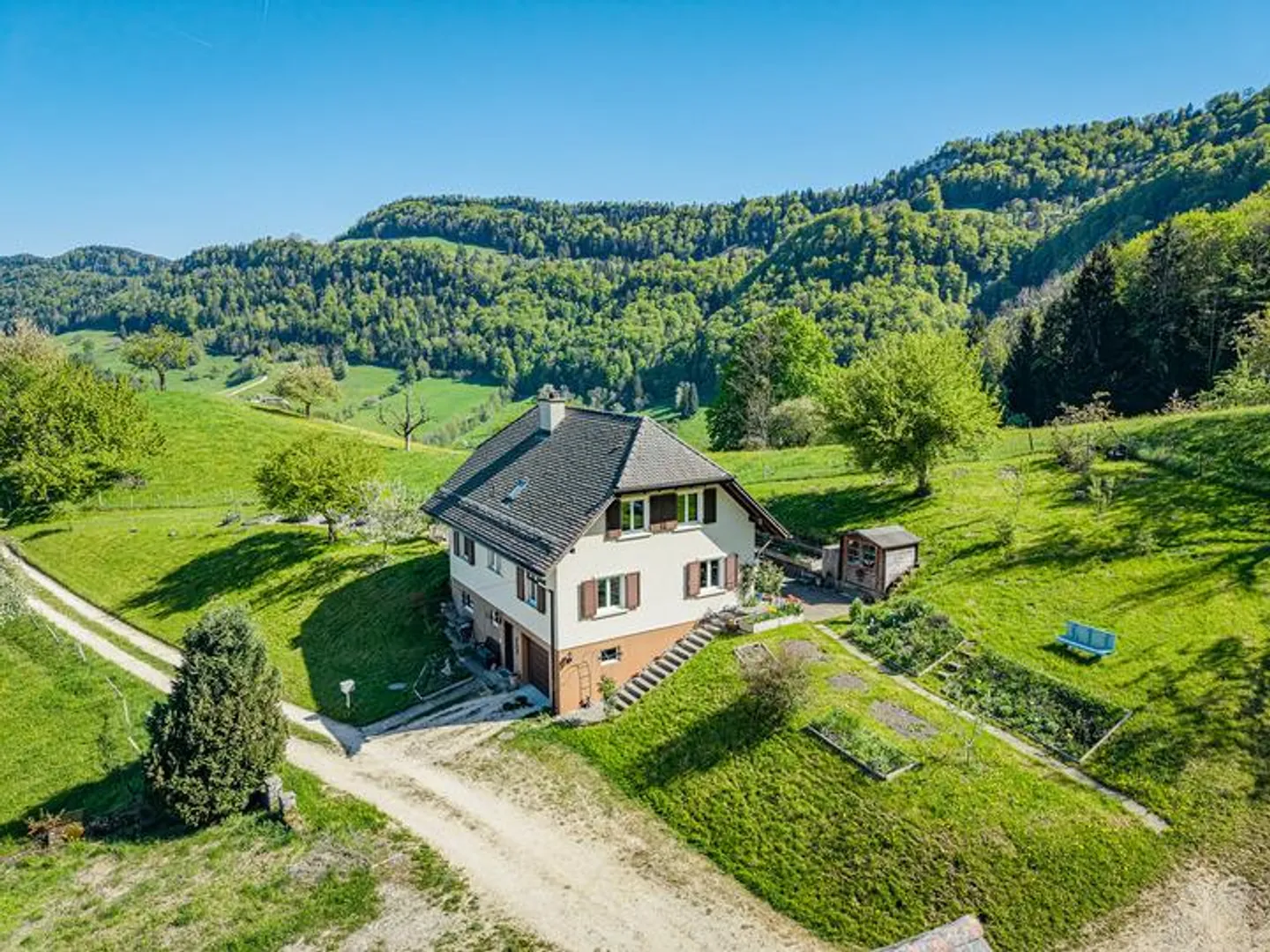 Charmante Maison Familiale à Bärschwil - Photo 1 sur 8