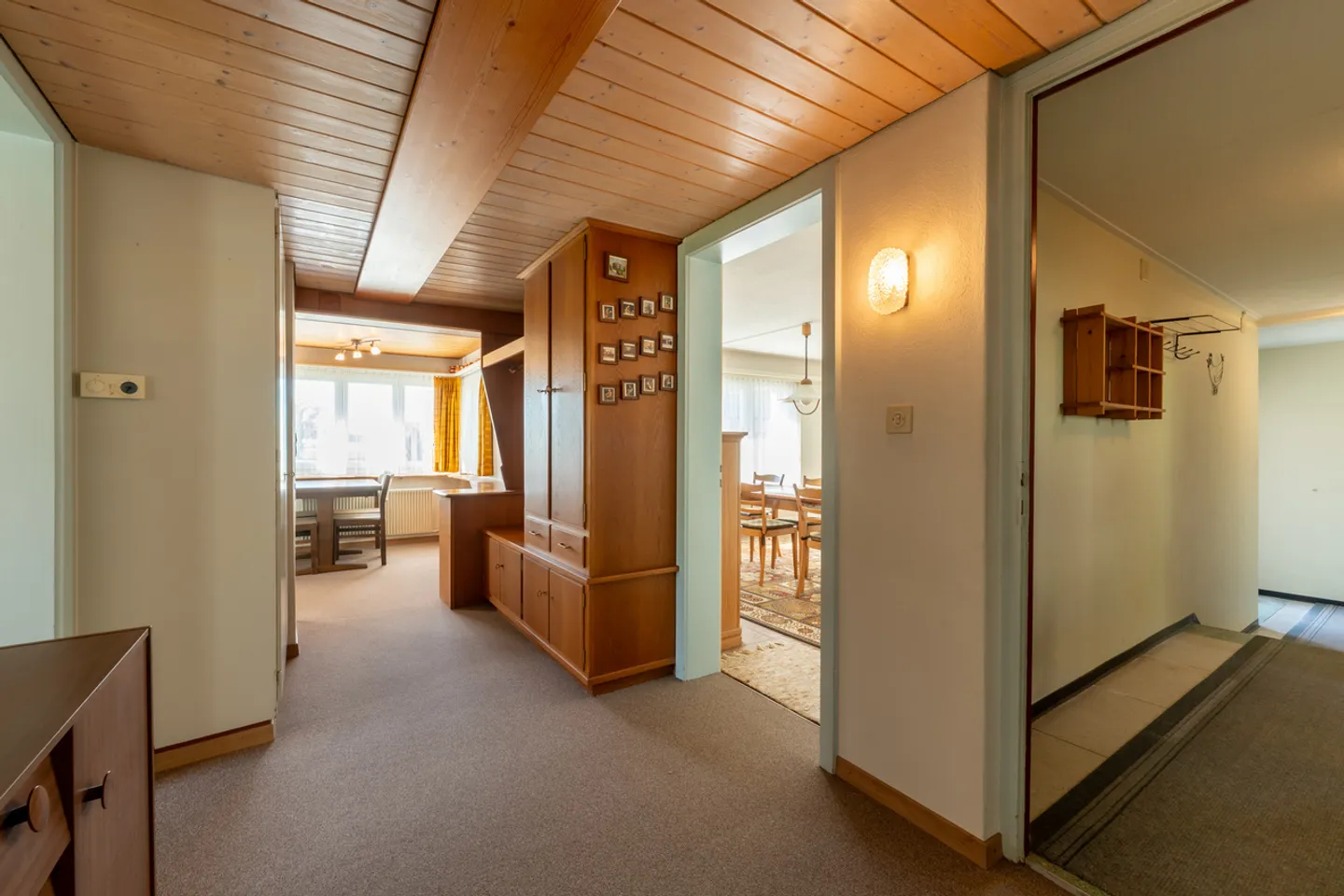 Charming Detached Family Home - Photo 5 of 13