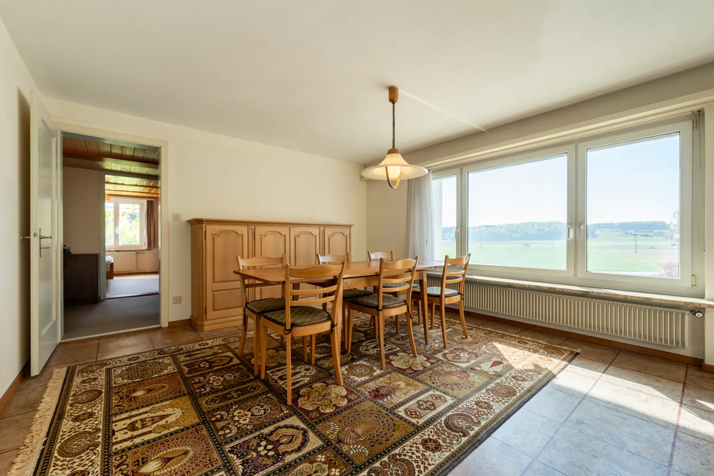 Charming Detached Family Home - Photo 6 of 13
