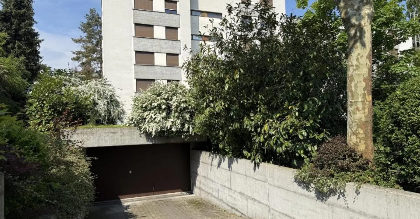 Secure Parking Space in Delémont - Photo 1 of 5