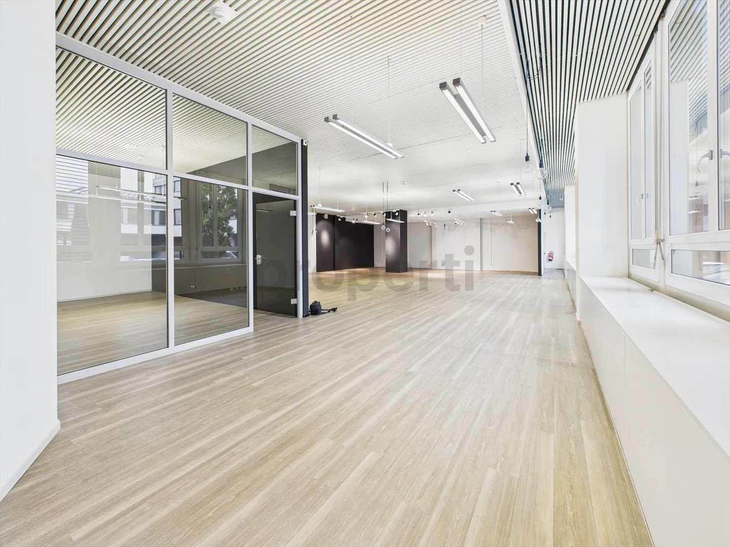 Bureau spacieux à Opfikon – Travailler près de l'aéroport - Photo 11 sur 12