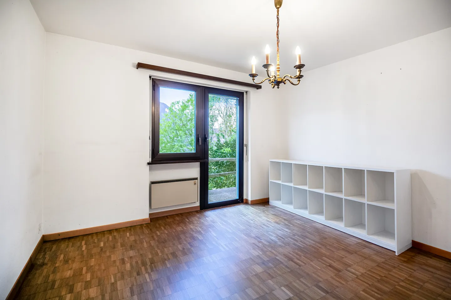 Single-family house with garden and beautiful open view - Photo 8 of 11