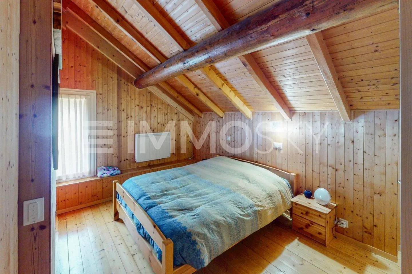 Located in a quiet and sunny area - Photo 4 of 5