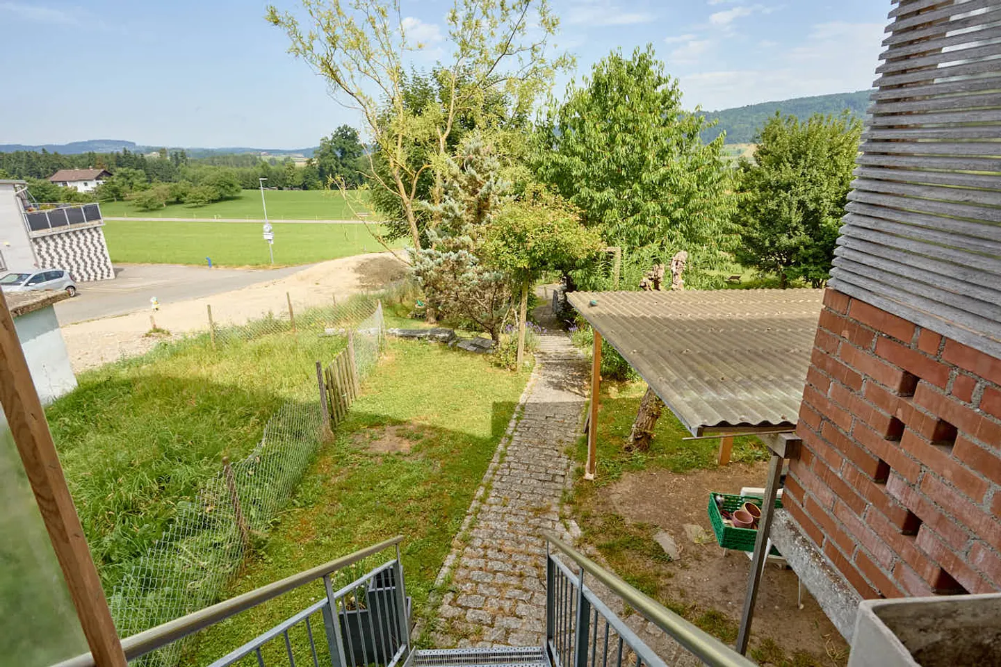 6.5 Room Family Paradise with Large Garden - Photo 3 of 12