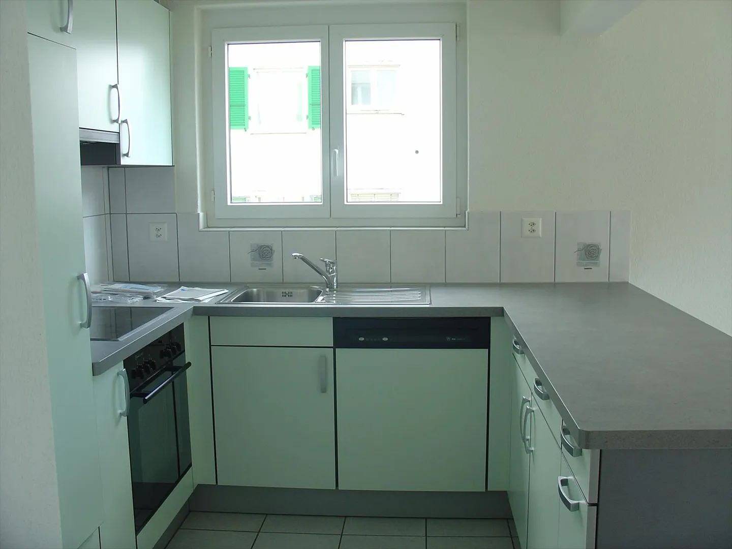 Apartment in a small building with 4 apartments - Photo 1 of 9