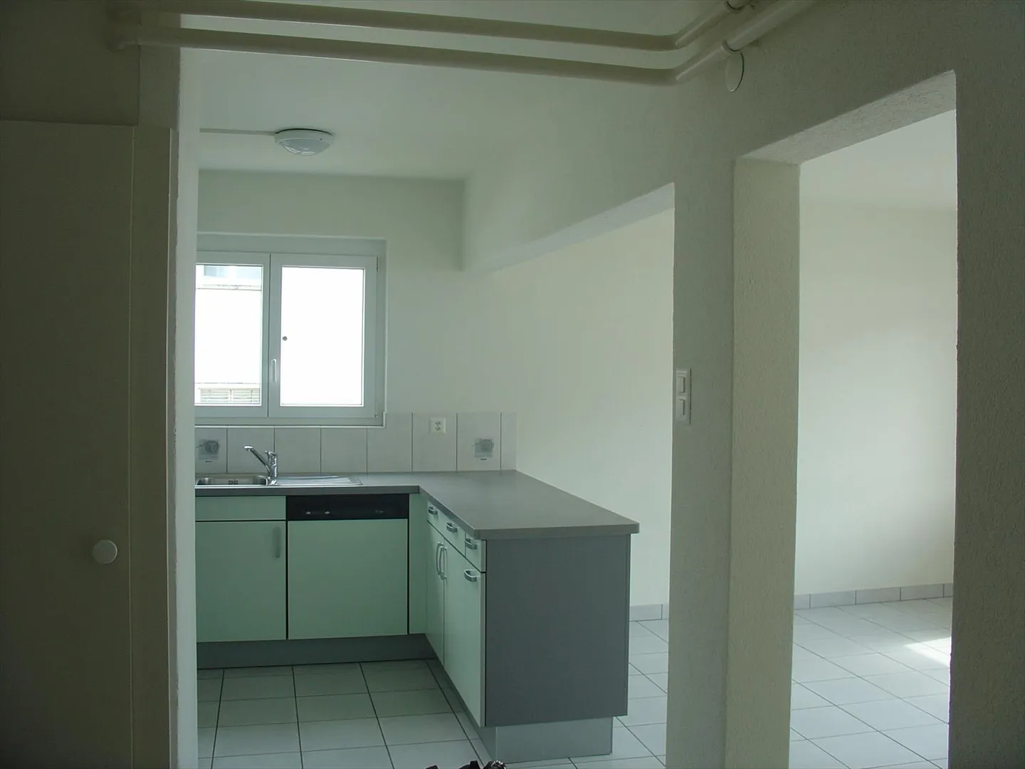Apartment in a small building with 4 apartments - Photo 3 of 9