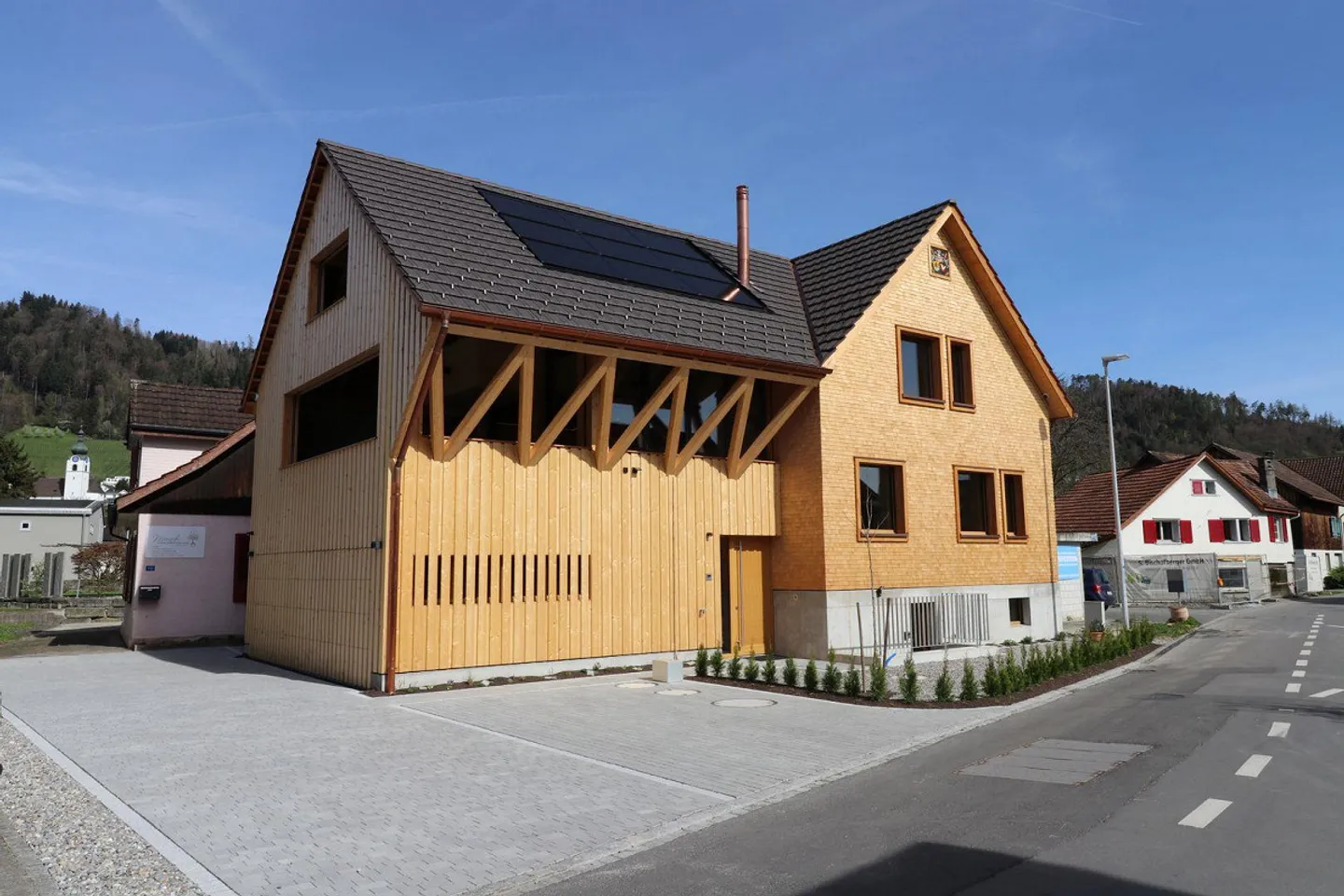 Casa unifamiliare - Foto 2 di 13