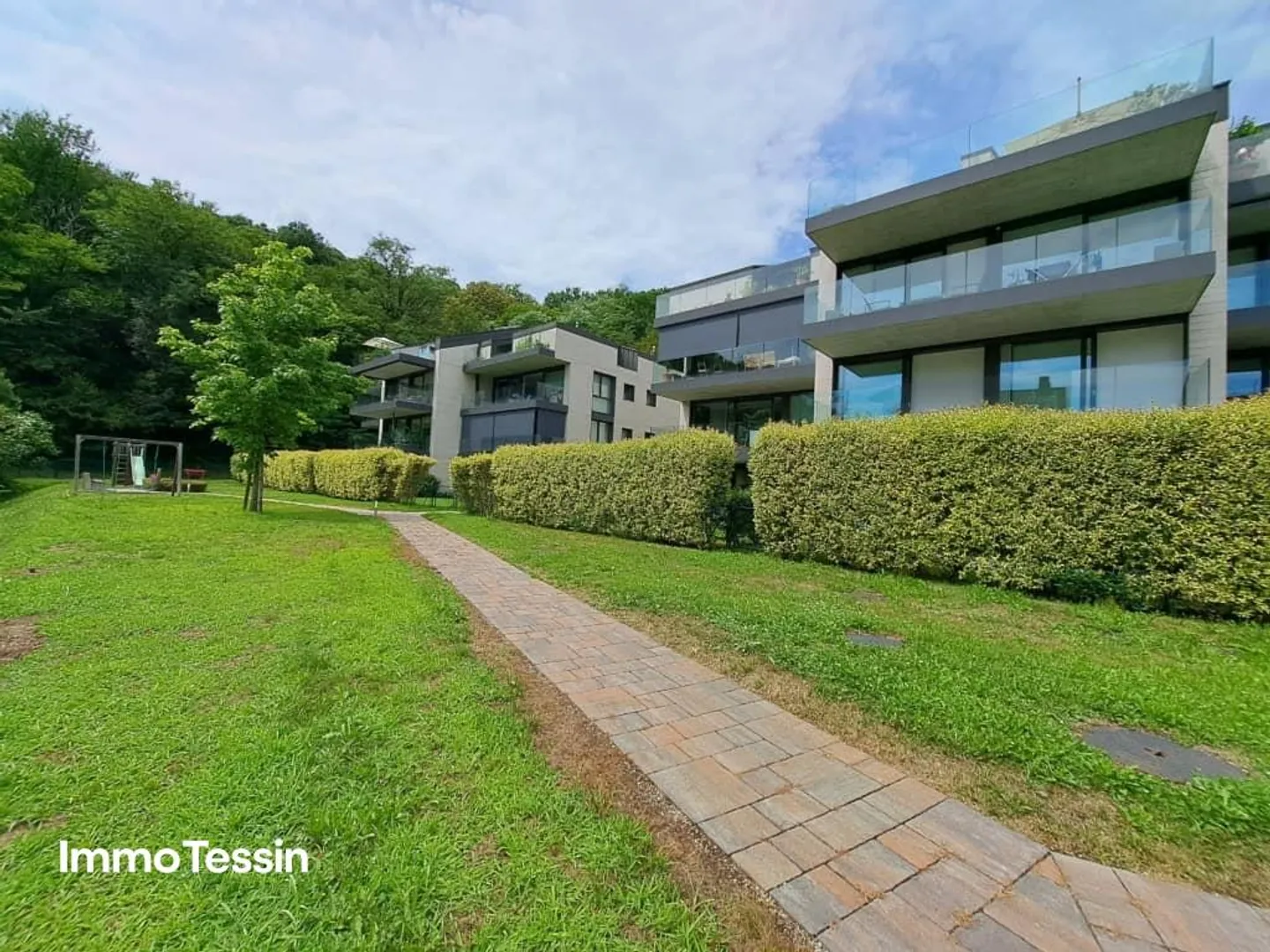 Exclusive & nearly new apartment near Lugano and Lake Lugano ... - Photo 3 of 13