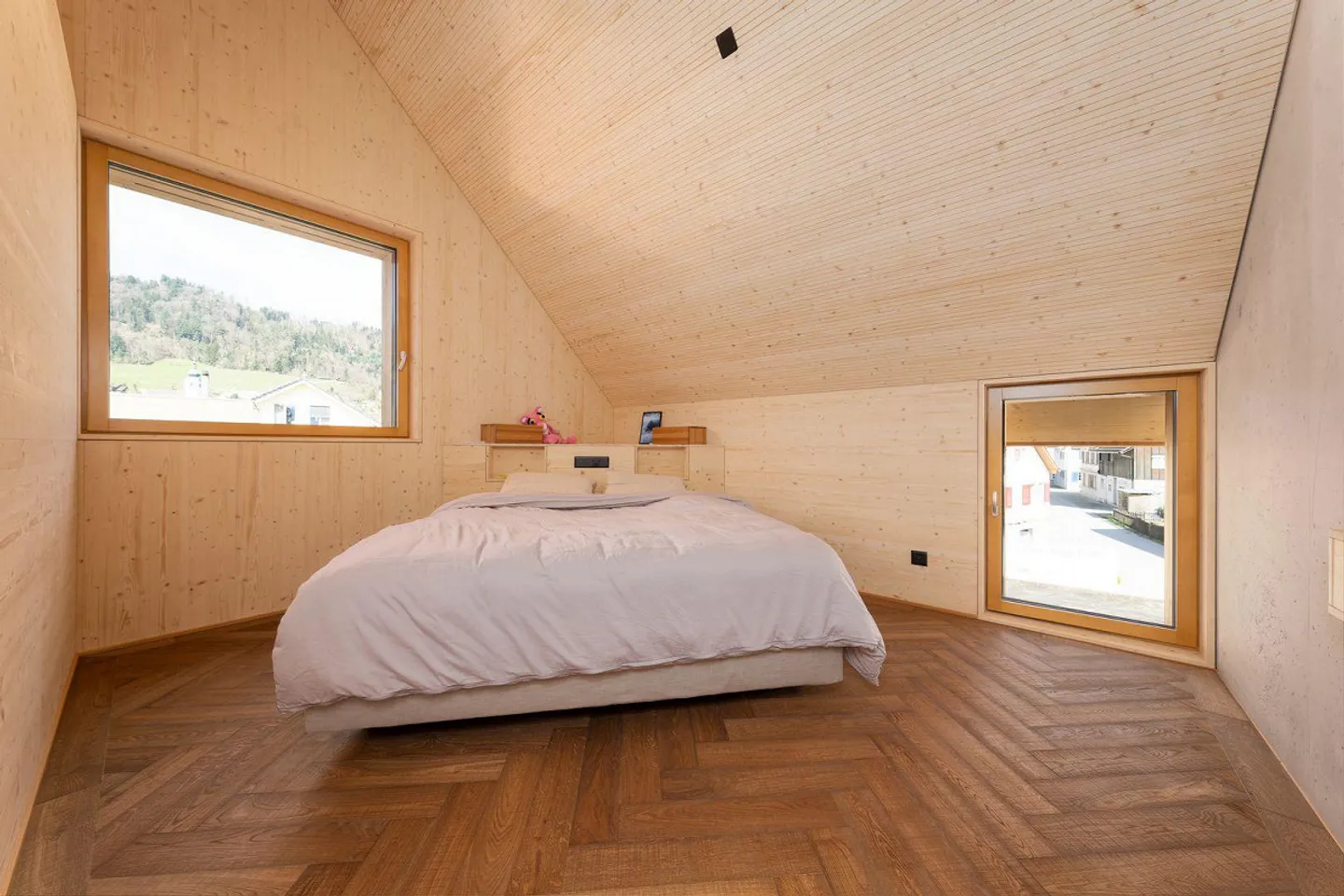 Casa unifamiliare - Foto 10 di 13