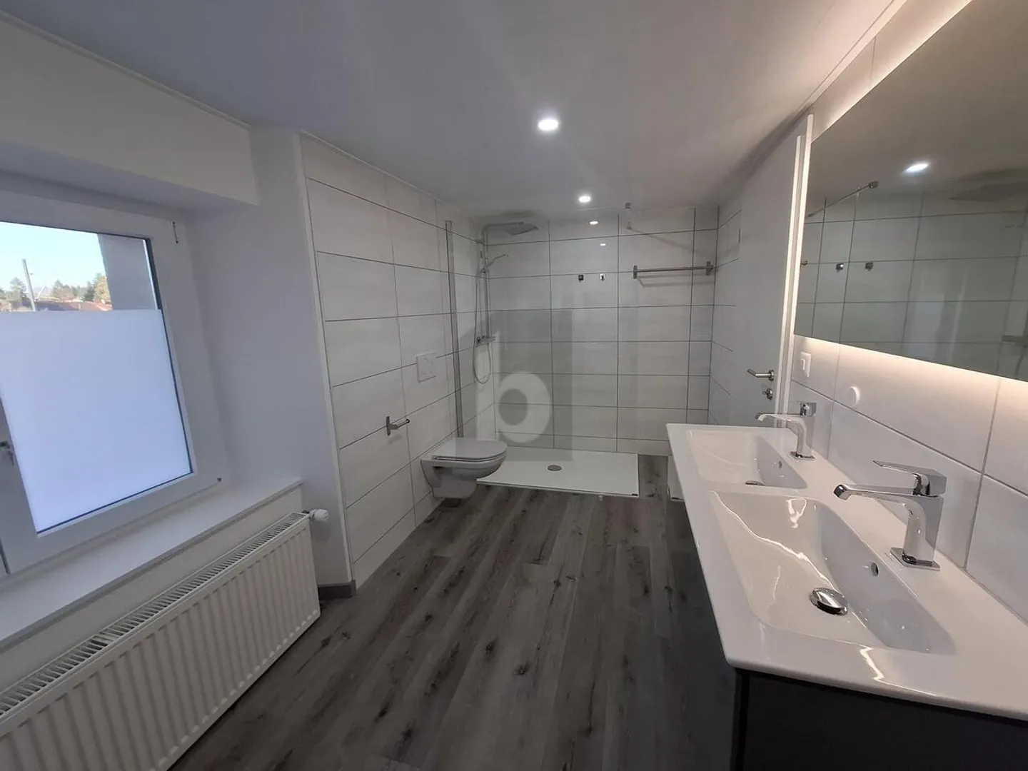 Maison Familiale Spacieuse - Photo 3 sur 6