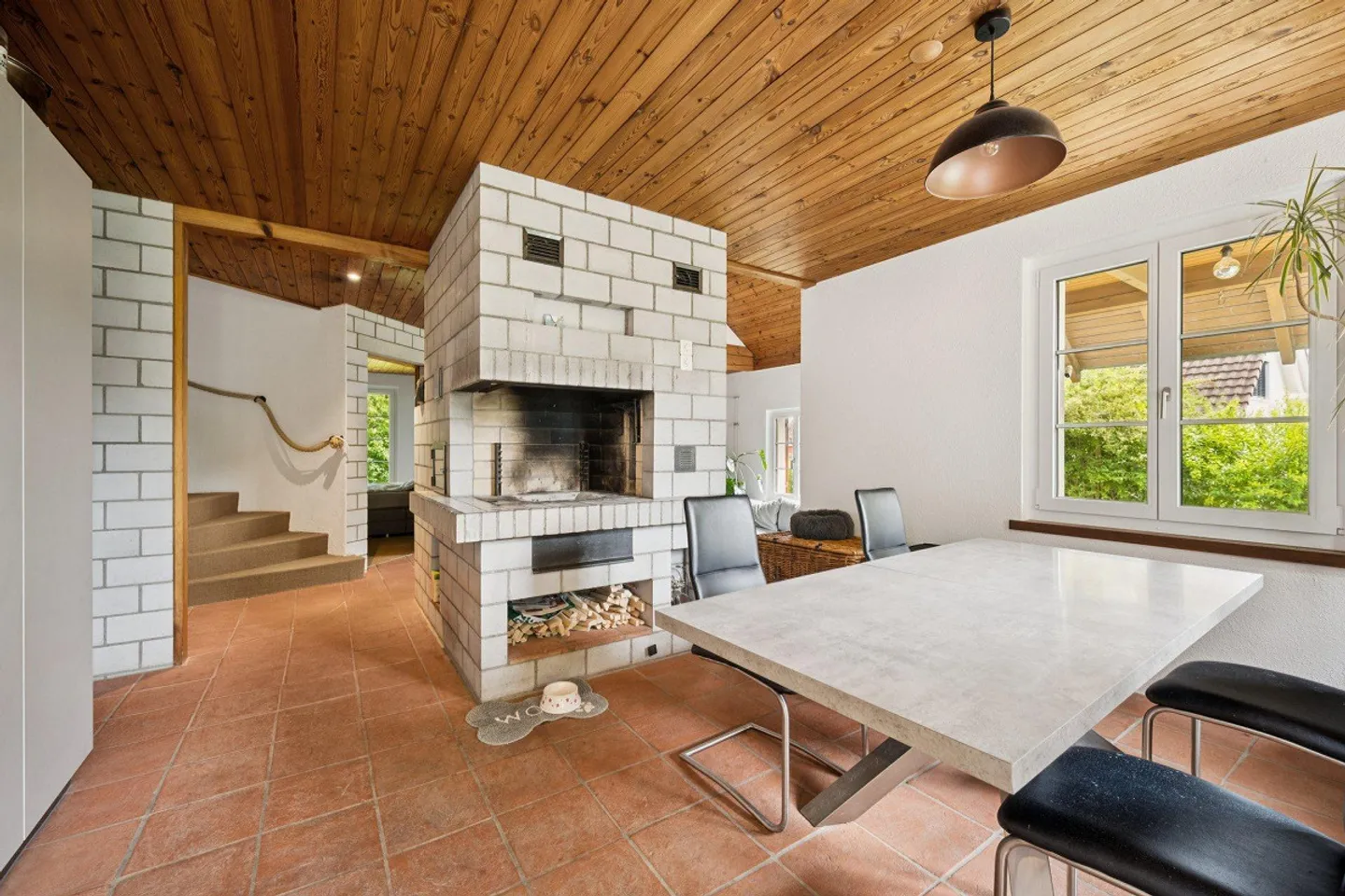 Exklusives Landhaus mit grossem Garten - Foto 4 von 13