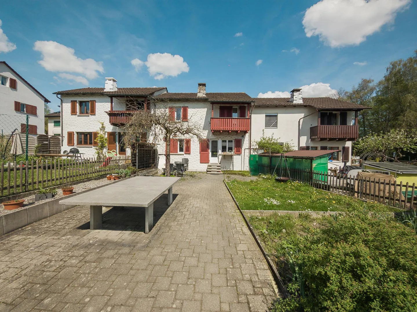 Charming 4-Room Row House in 400m Walking Distance from Lake Zug - Photo 1 of 7