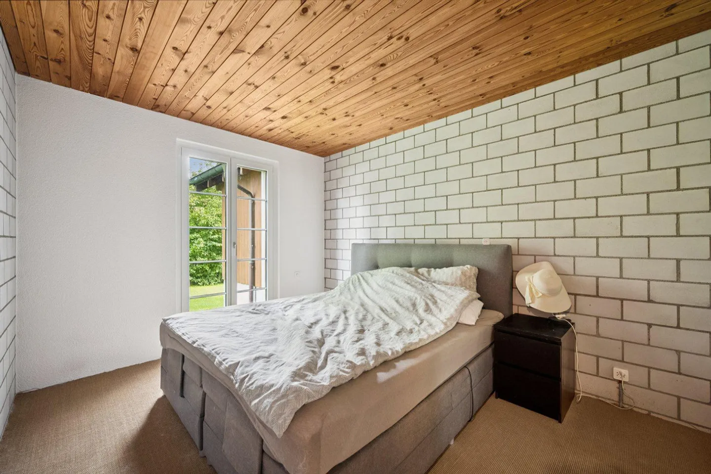 Exklusives Landhaus mit grossem Garten - Foto 7 von 13