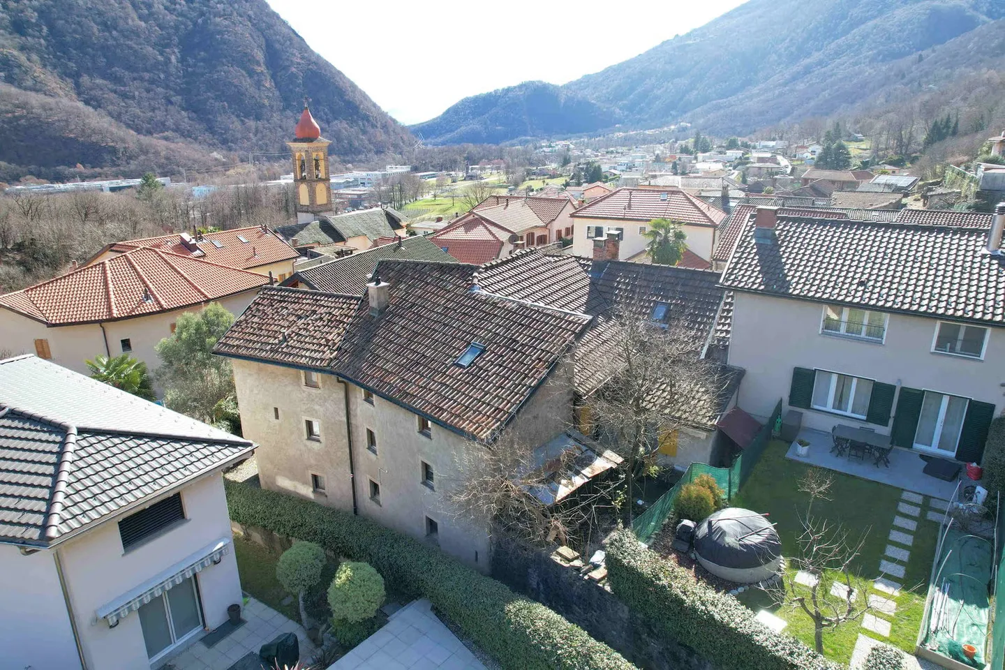Charmantes Apartment in Mezzovico - Foto 1 von 17