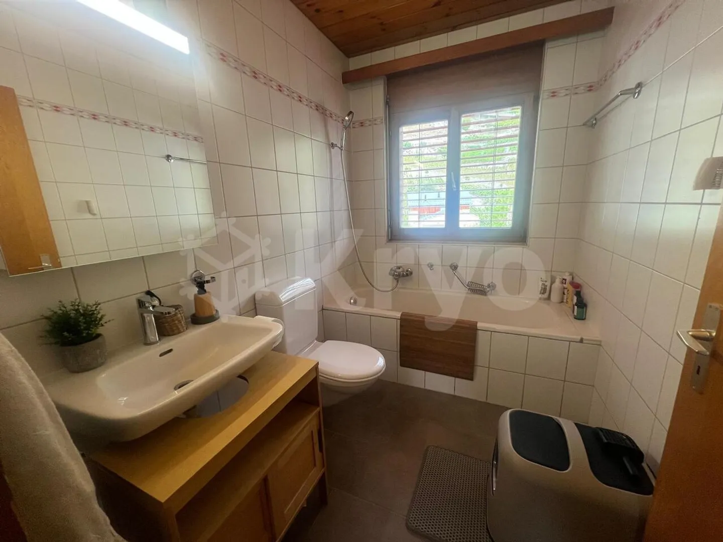 A LOUER - BEL ATTIQUE 3.5PCES RENOVE - Photo 6 sur 6
