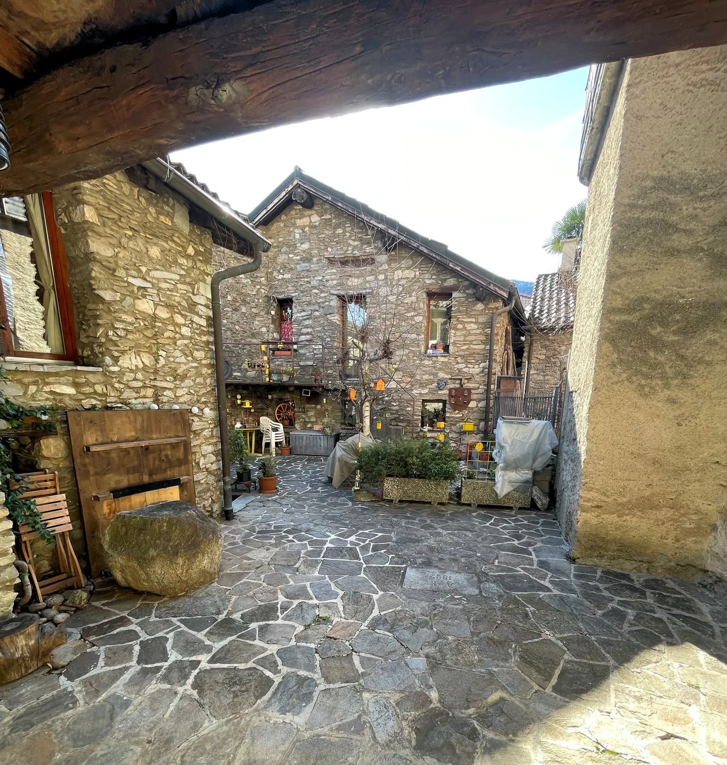 Charmantes Apartment in Mezzovico - Foto 4 von 17