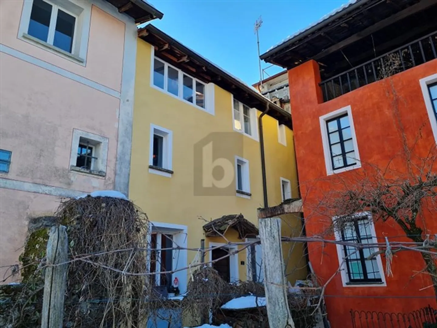 Geräumige charmante Wohnung - Foto 1 von 6