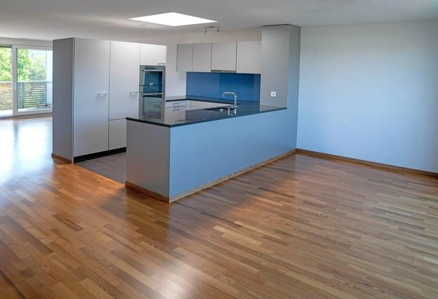 Appartement en attique avec terrasse et vue - Photo 2 sur 11