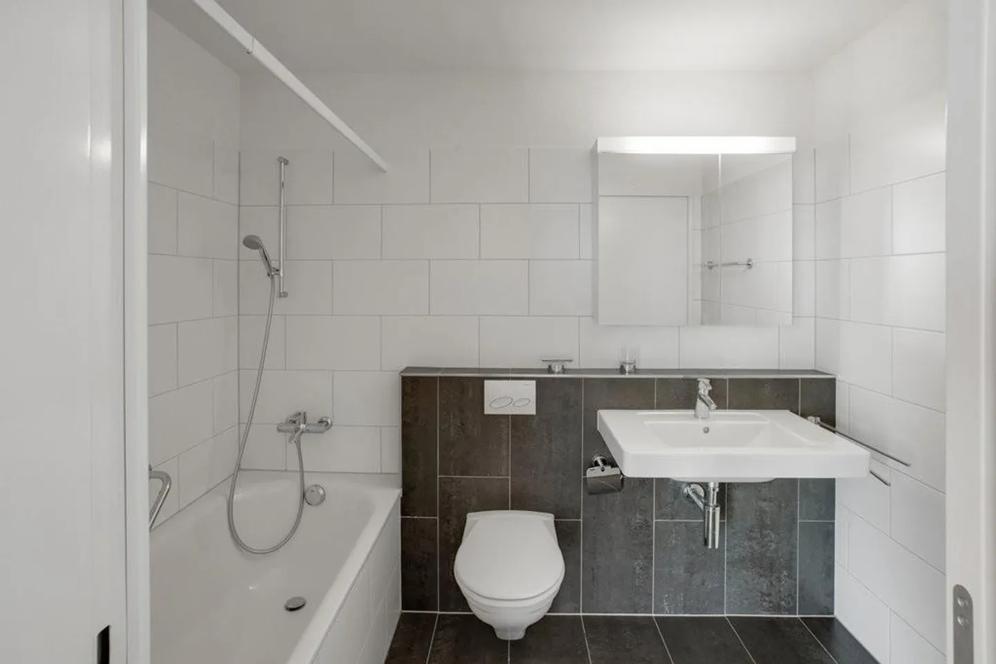 Appartement en attique avec terrasse et vue - Photo 3 sur 11