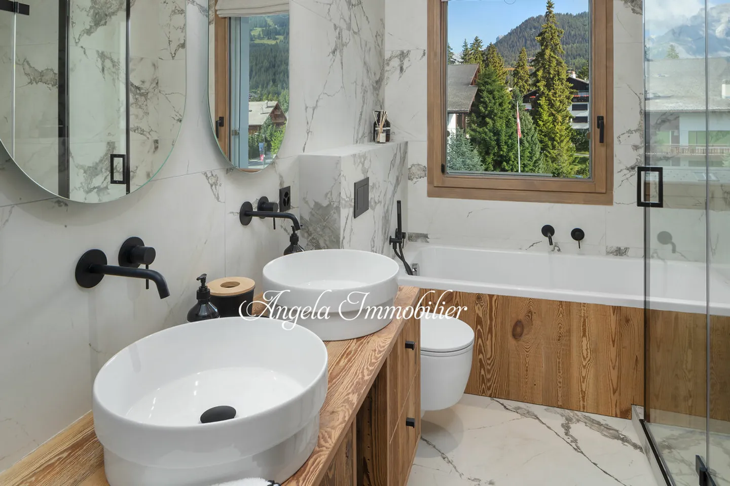 Luxuriöse Wohnung im Zentrum von Crans-Montana - Foto 18 von 21