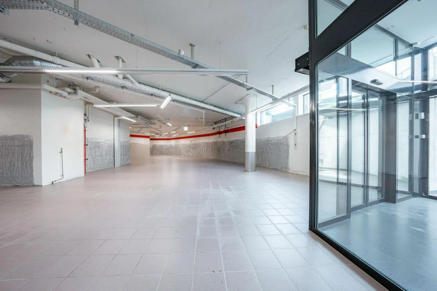 Flexible Commercial Space - Photo 7 of 8
