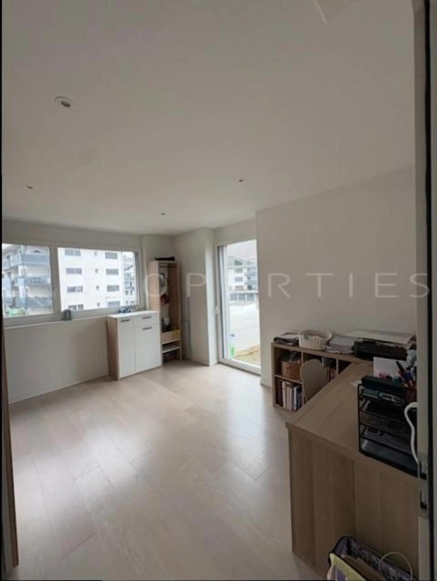 Geräumige Wohnung mit Terrasse - Foto 10 von 10