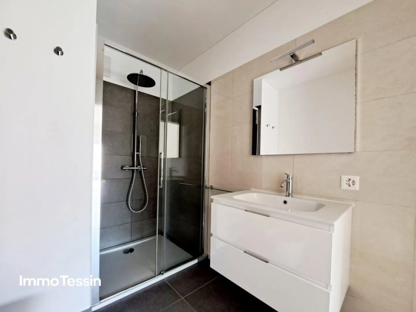 Exclusive & nearly new apartment near Lugano and Lake Lugano ... - Photo 12 of 13