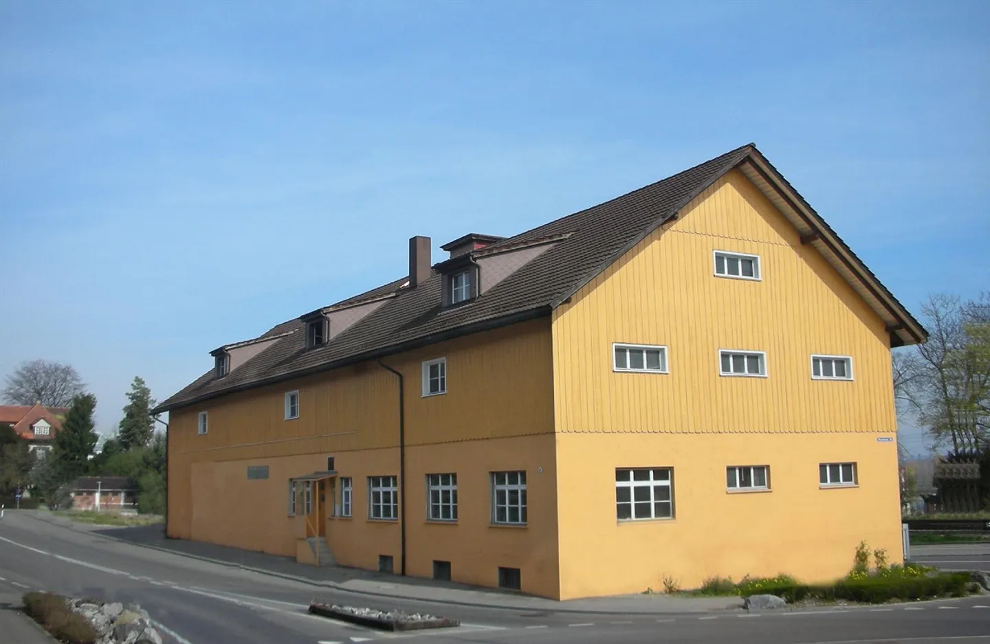 Ottimo spazio di stoccaggio al piano terra, centrale e asciutto - Foto 4 di 4